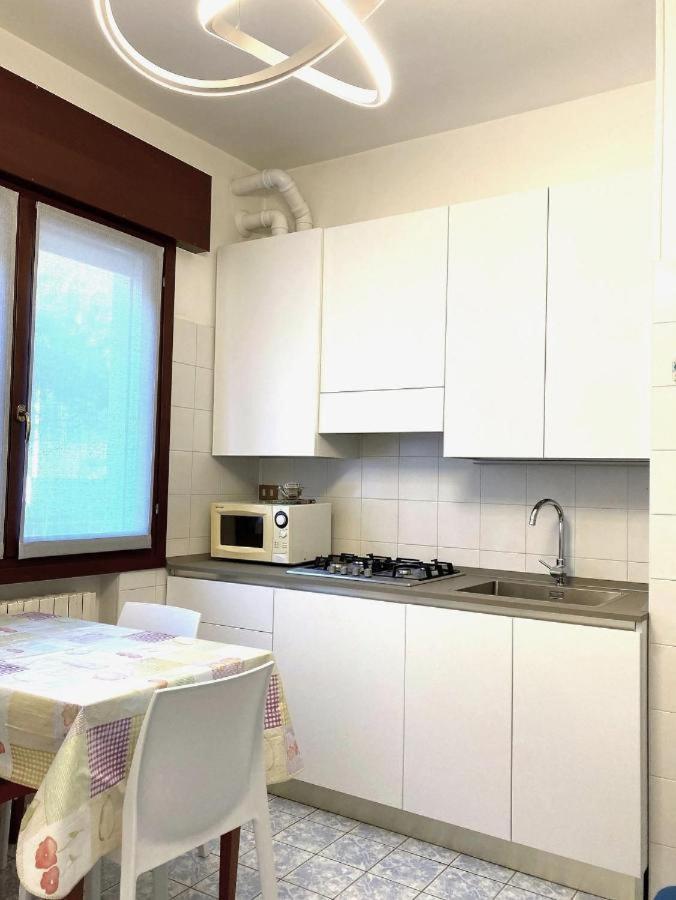 Bilocali Casa De Lazzari - Piazza Brescia - Adria Holiday Jesolo - Family Apartments Eksteriør bilde