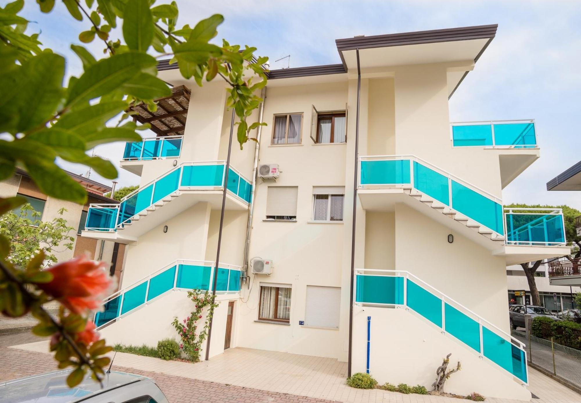 Bilocali Casa De Lazzari - Piazza Brescia - Adria Holiday Jesolo - Family Apartments Eksteriør bilde