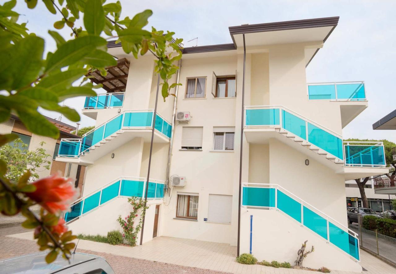 Bilocali Casa De Lazzari - Piazza Brescia - Adria Holiday Jesolo - Family Apartments Eksteriør bilde